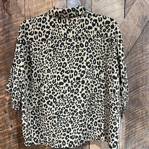 Anthropologie Sanctuary Drop Shoulder Animal cheetah Front Tie S/S Top - Picture 6 of 6